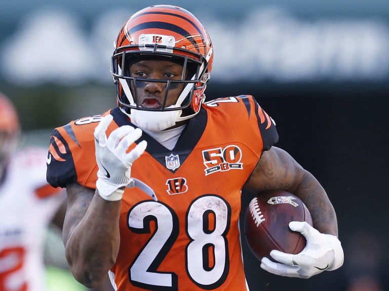 Bengals' Mixon off injury report, Bernard out 24 weeks