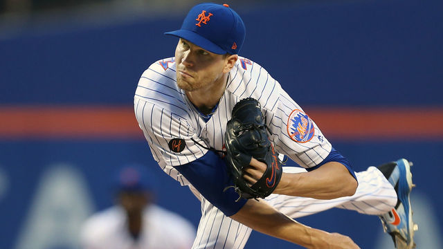 NEW YORK, NY - JULY 11: Pitcher Jacob deGrom #48 of the New York Mets delivers a pitch against the Philadelphia Phillies during the third inning of a game at Citi Field on July 11, 2018 in the Flushing neighborhood of the Queens borough of New York City. The Mets defeated the Phillies 3-0 in 10 innings.
