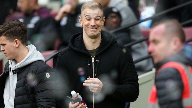 29th April 2018, London Stadium, London, England; EPL Premier League football, West Ham United versus Manchester City; Goalkeeper Joe Hart of West Ham United pulls a face in amusement after walking out from the tunnel to walk towards the stands before kick off