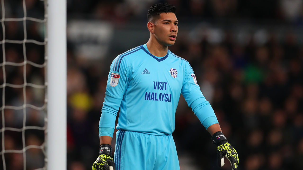 DERBY, ENGLAND - APRIL 24: Neil Etheridge of Cardiff City during the Sky Bet Championship match between Derby County and Cardiff City at iPro Stadium on April 24, 2018 in Derby, England.