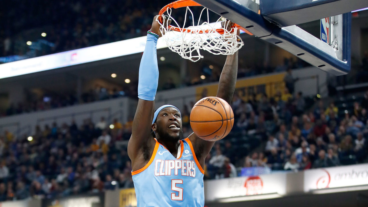 INDIANAPOLIS, IN - MARCH 23: Montrezl Harrell #5 of the Los Angeles Clippers dunks the ball against the Indiana Pacers at Bankers Life Fieldhouse on March 23, 2018 in Indianapolis, Indiana. NOTE TO USER: User expressly acknowledges and agrees that, by downloading and or using this