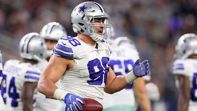 ARLINGTON, TX - OCTOBER 30: Tyrone Crawford #98 of the Dallas Cowboys celebrates after a play during a game between the Dallas Cowboys and the Philadelphia Eagles at AT&T Stadium on October 30, 2016 in Arlington, Texas.