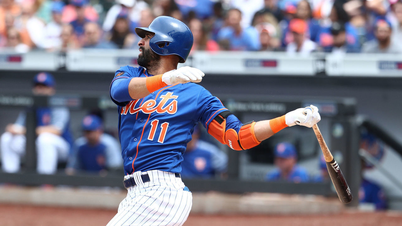 NEW YORK, NY - JULY 15: Jose Bautista #11 of the New York Mets bats against the Washington Nationals during their game at Citi Field on July 15, 2018 in New York City.
