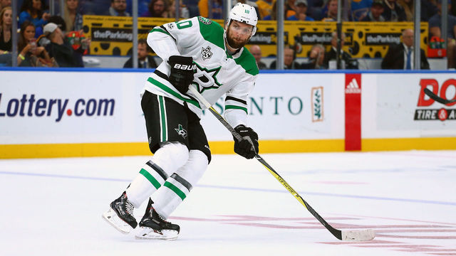 ST. LOUIS, MO - OCTOBER 7: Martin Hanzal #10 of the Dallas Stars in action against the St. Louis Blues at the Scottrade Center on October 7, 2017 in St. Louis, Missouri.