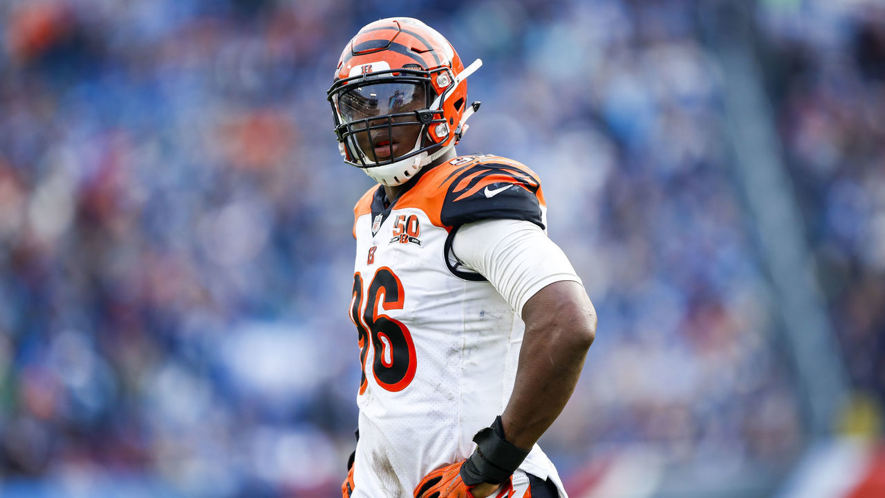 NASHVILLE, TN - NOVEMBER 12: Defensive End Carlos Dunlap #96 of the Cincinnati Bengals in a game against the Tennessee Titans at Nissan Stadium on November 12, 2017 in Nashville, Tennessee.
