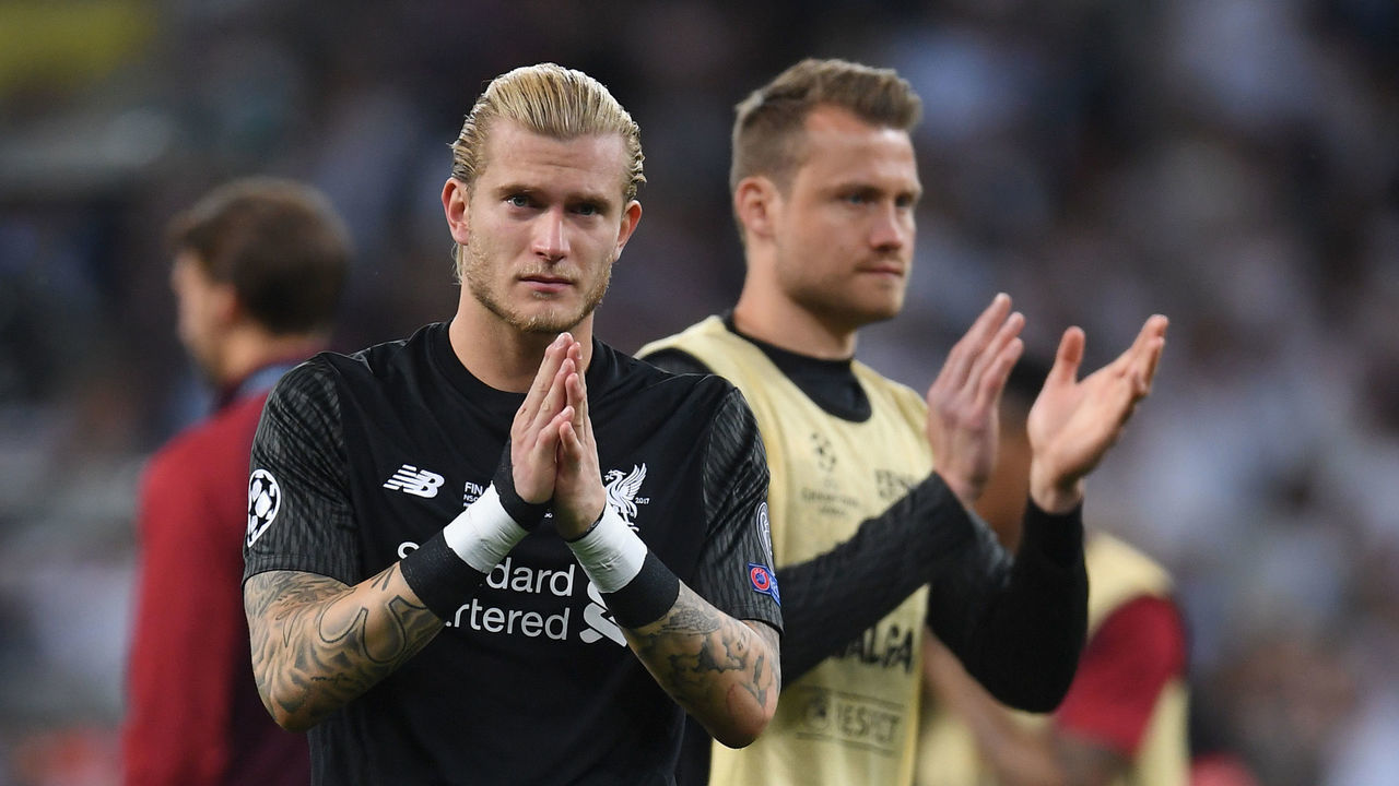 KIEV, UKRAINE - MAY 26: Loris Karius of Liverpool breaks down in tears in front of Simon Mignolet after defeat in the UEFA Champions League final between Real Madrid and Liverpool on May 26, 2018 in Kiev, Ukraine.