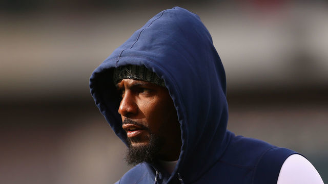 PHILADELPHIA, PA - DECEMBER 31: Wide receiver Dez Bryant #88 of the Dallas Cowboys looks on during warmups before playing against the Philadelphia Eagles at Lincoln Financial Field on December 31, 2017 in Philadelphia, Pennsylvania.