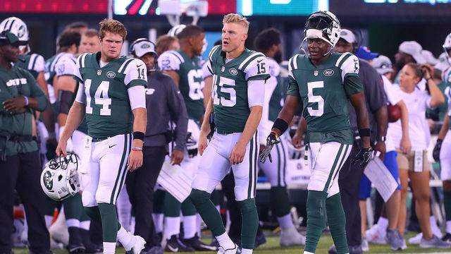 EAST RUTHERFORD, NJ - AUGUST 10: New York Jets quarterback Sam Darnold (14) and teammates New York Jets quarterback Josh McCown (15) and New York Jets quarterback Teddy Bridgewater (5) at the end of the first quarter of the preseason National Football League game between the New York Jets and the Atlanta Falcons on August 10, 2018 at MetLife Stadium in East Rutherford, NJ.