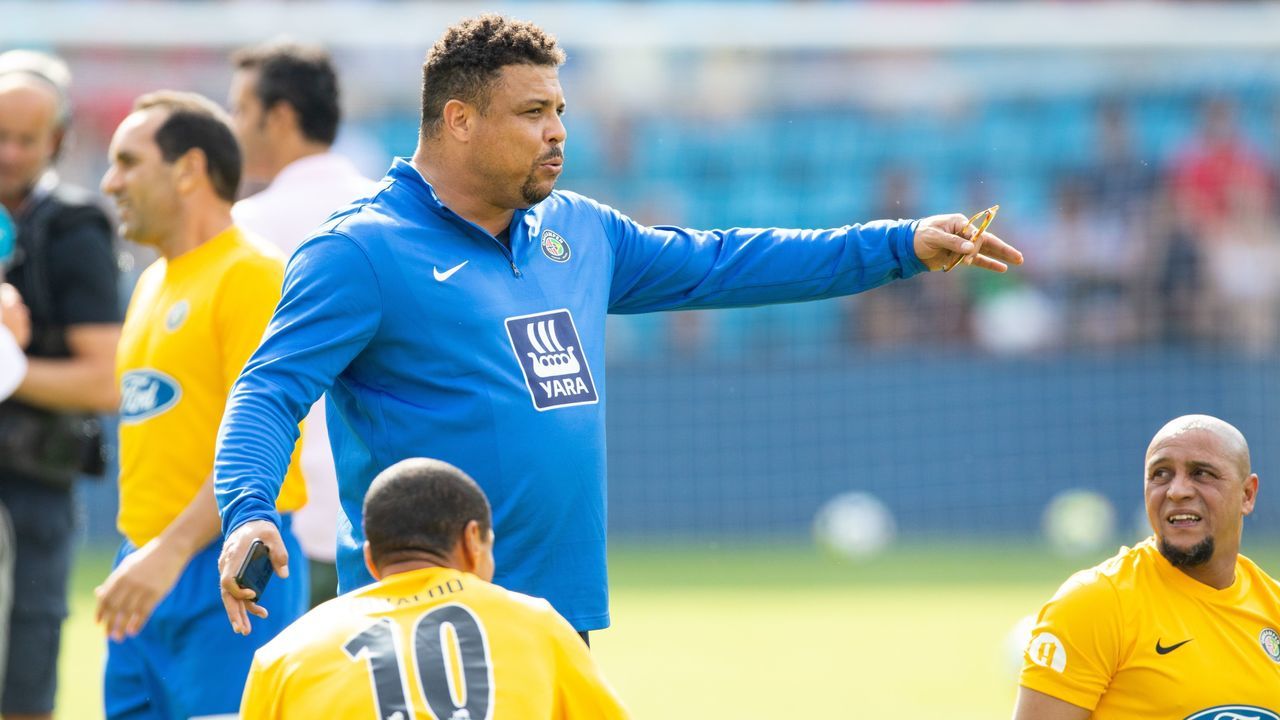 Former brazilian football player Ronaldo gestures prior to the football rematch between Norway and Brazil at Ullevaal Staium in Oslo, Norway June 9, 2018, 20 years after Norway suprisingly defeated Brazil in the 1998 World Cup qualifying game in Marseille.