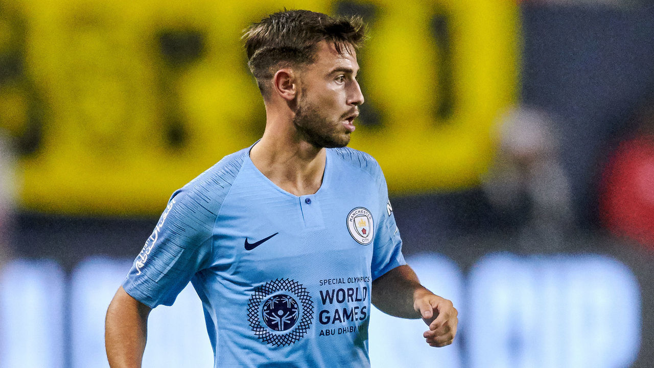 CHICAGO, IL - JULY 20: Manchester City forward Patrick Roberts (27) dribbles the ball during an International Champions Cup match between Manchester City and Borussia Dortmund on July 20, 2018 at Soldier Field in Chicago, Illinois.