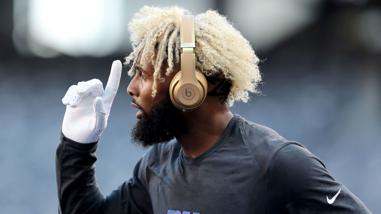 EAST RUTHERFORD, NJ - AUGUST 09: Odell Beckham #13 of the New York Giants watlks by during warm ups before their preseason game against the Cleveland Browns on August 9,2018 at MetLife Stadium in East Rutherford, New Jersey.