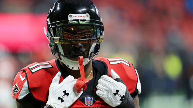 ATLANTA, GA - DECEMBER 31: Julio Jones #11 of the Atlanta Falcons warms up prior to the game against the Carolina Panthers at Mercedes-Benz Stadium on December 31, 2017 in Atlanta, Georgia.