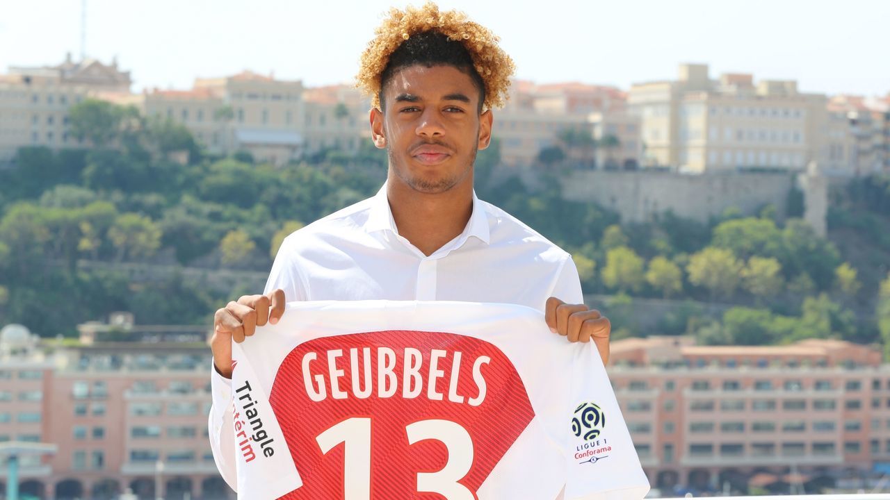 AS Monaco's French forward Willem Geubbels poses with his jersey during a presentation of the club's new players on August 20, 2018, at the Hotel Hermitage in Monaco.