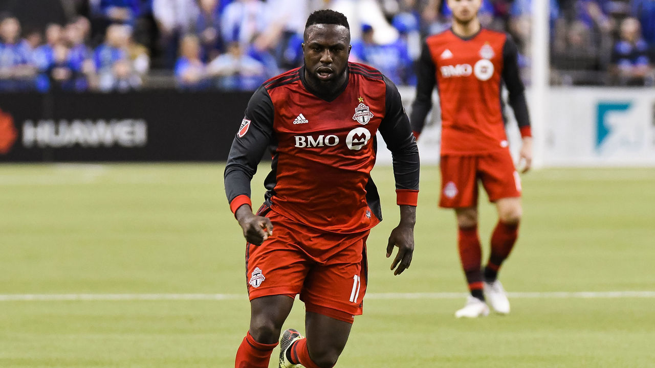 MONTREAL, QC - MARCH 17: Toronto FC forward Jozy Altidore (17) runs with the ball during the Toronto FC versus the Montreal Impact game on March 17, 2018, at Olympic Stadium in Montreal, QC