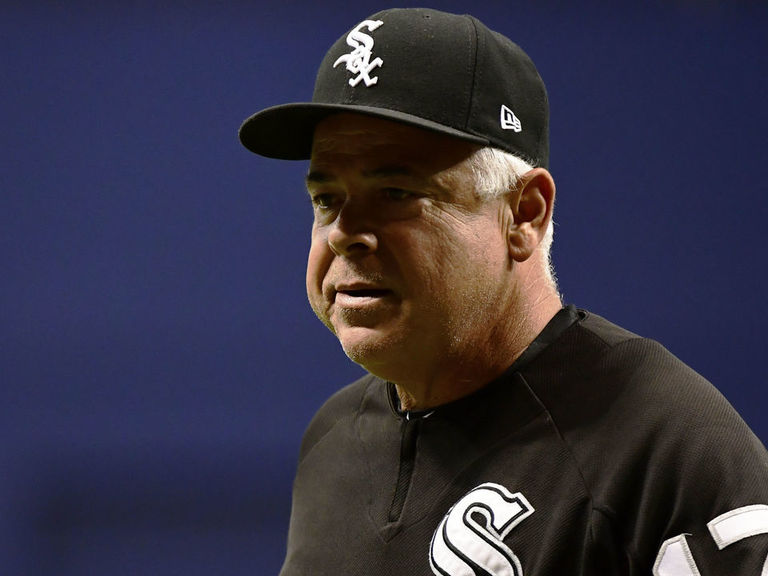 White Sox manager released from hospital, to undergo further testing