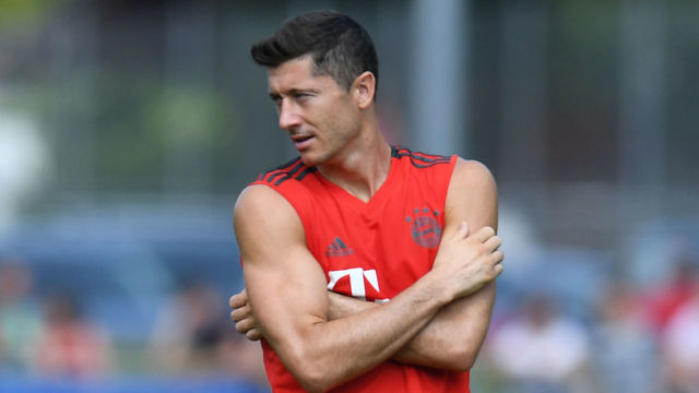 Bayern Munich's Polish striker Robert Lewandowski attends a team training session of the German first division Bundesliga team FC Bayern Munich in the team training camp in Rottach-Egern, southern Germany, on August 3, 2018.