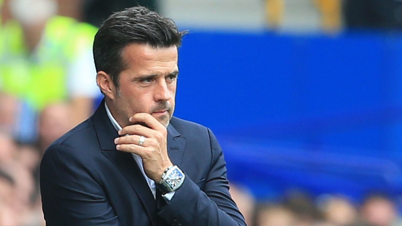 Everton's Portuguese manager Marco Silva watches from the touchline during the English Premier League football match between Everton and Southampton at Goodison Park in Liverpool, north west England on August 18, 2018.