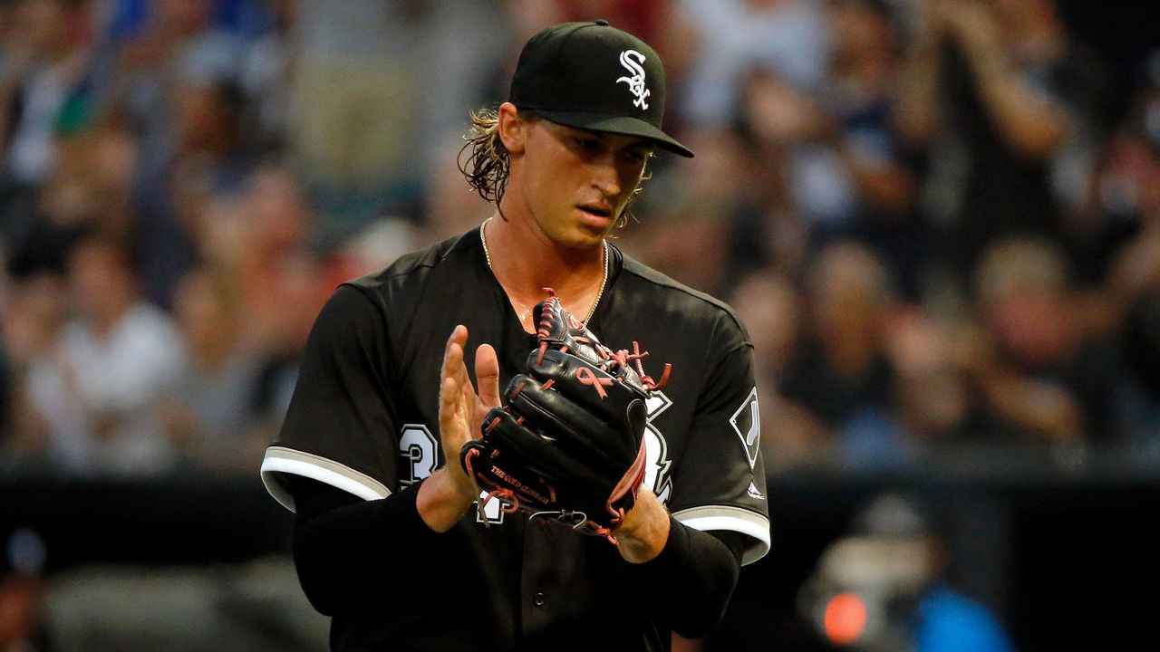 CHICAGO, IL - AUGUST 21: Michael Kopech #34 of the Chicago White Sox reacts at the end of the first inning against the Minnesota Twins at Guaranteed Rate Field on August 21, 2018 in Chicago, Illinois.