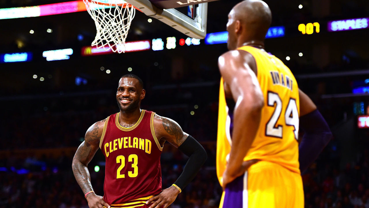 LOS ANGELES, CA - MARCH 10: LeBron James #23 of the Cleveland Cavaliers jokes with Kobe Bryant #24 of the Los Angeles Lakers during a 120-108 Cavaliers win at Staples Center on March 10, 2016 in Los Angeles, California. NOTE TO USER: User expressly acknowledges and agrees that, by downloading and or using this Photograph, user is consenting to the terms and condition of the Getty Images License Agreement.