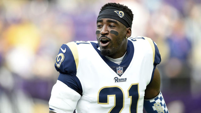 MINNEAPOLIS, MN - NOVEMBER 19: Kayvon Webster #21 of the Los Angeles Rams warms up before the game against the Minnesota Vikings on November 19, 2017 at U.S. Bank Stadium in Minneapolis, Minnesota.
