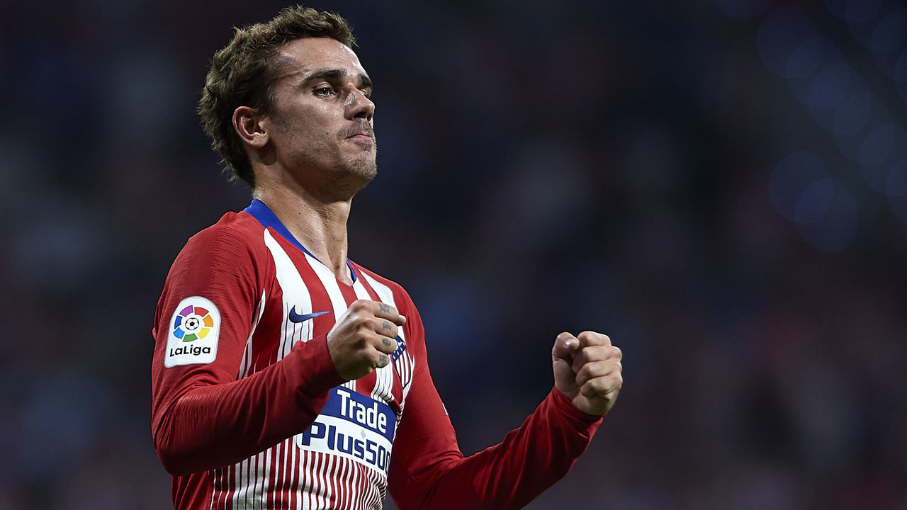MADRID, SPAIN - AUGUST 25: Antoine Griezmann of Atletico de Madrid celebrates scoring his team's first goal during the La Liga match between Club Atletico de Madrid and Rayo Vallecano de Madrid at Wanda Metropolitano on August 25, 2018 in Madrid, Spain.