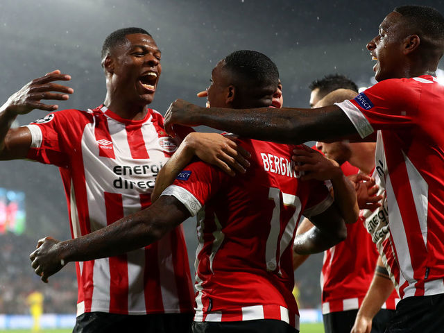 EINDHOVEN, NETHERLANDS - AUGUST 29: Steven Bergwijn of PSV celebrates scoring the first goal during the UEFA Champions League Play-off second leg match between PSV Eindhoven and BATE Borisov at the Phillips Stadium on August 29, 2018 in Eindhoven, Netherlands.