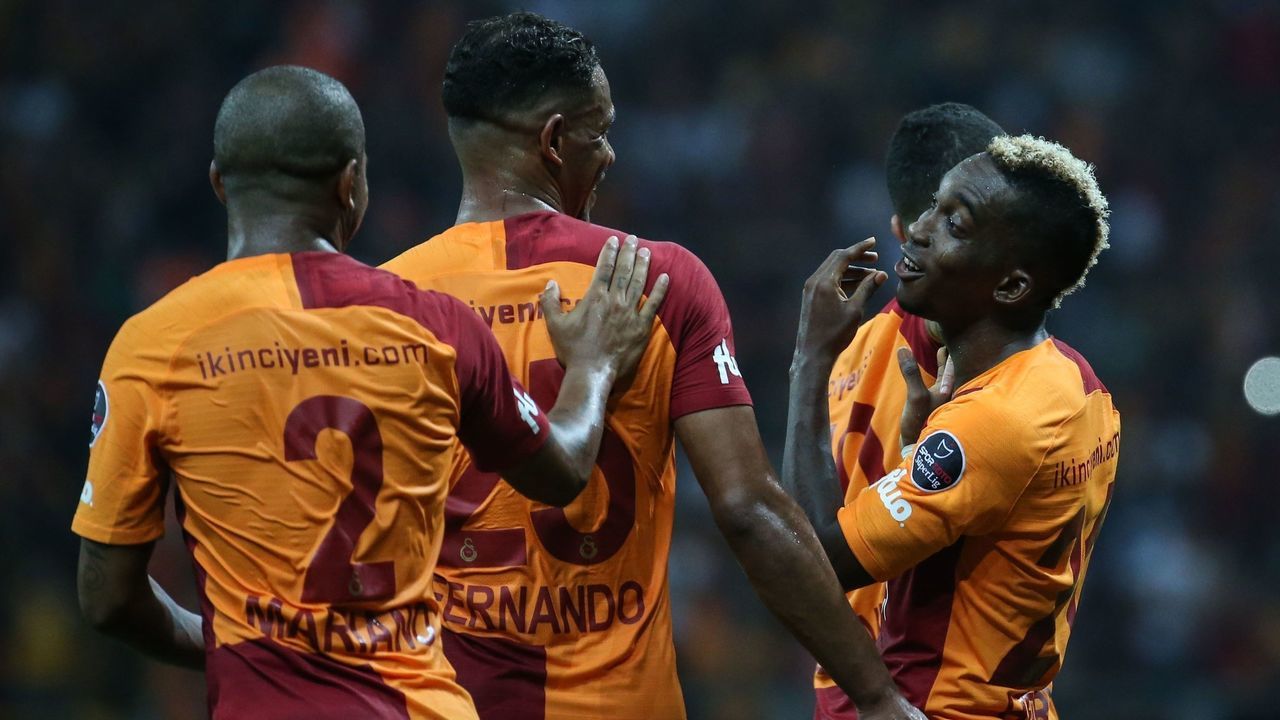 ISTANBUL, TURKEY - AUGUST 27: Henry Onyekuru (R) of Galatasaray celebrates with his teammates Mariano (2) and Fernando (25) after scoring a goal during Turkish Super Lig soccer match between Galatasaray and Aytemiz Alanyaspor at Turk Telekom Stadium in Istanbul, Turkey on August 27, 2018.