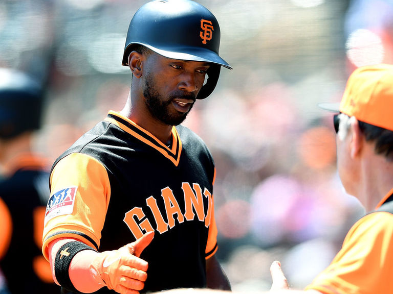 Report: Yankees land McCutchen from Giants