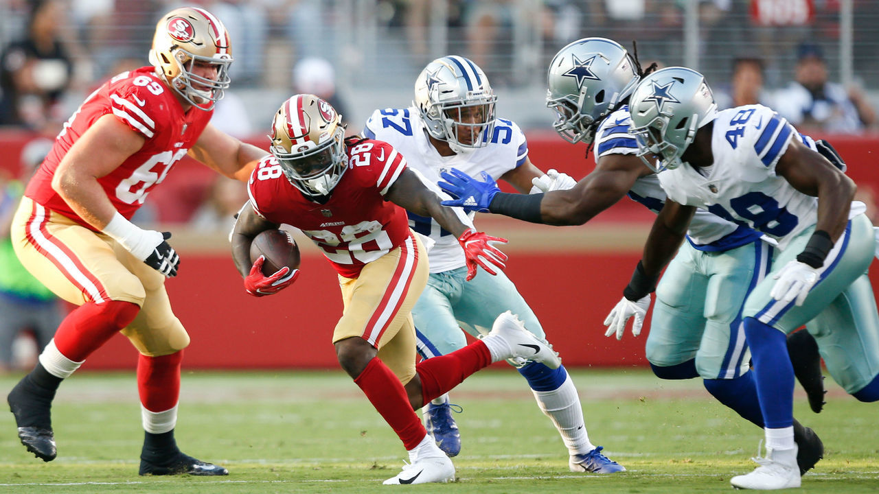 SANTA CLARA, CA - AUGUST 9: Jerick McKinnon #28 of the San Francisco 49ers rushes during the game against the Dallas Cowboys at Levi Stadium on August 9, 2018 in Santa Clara, California. The 49ers defeated the Cowboys 24-21.