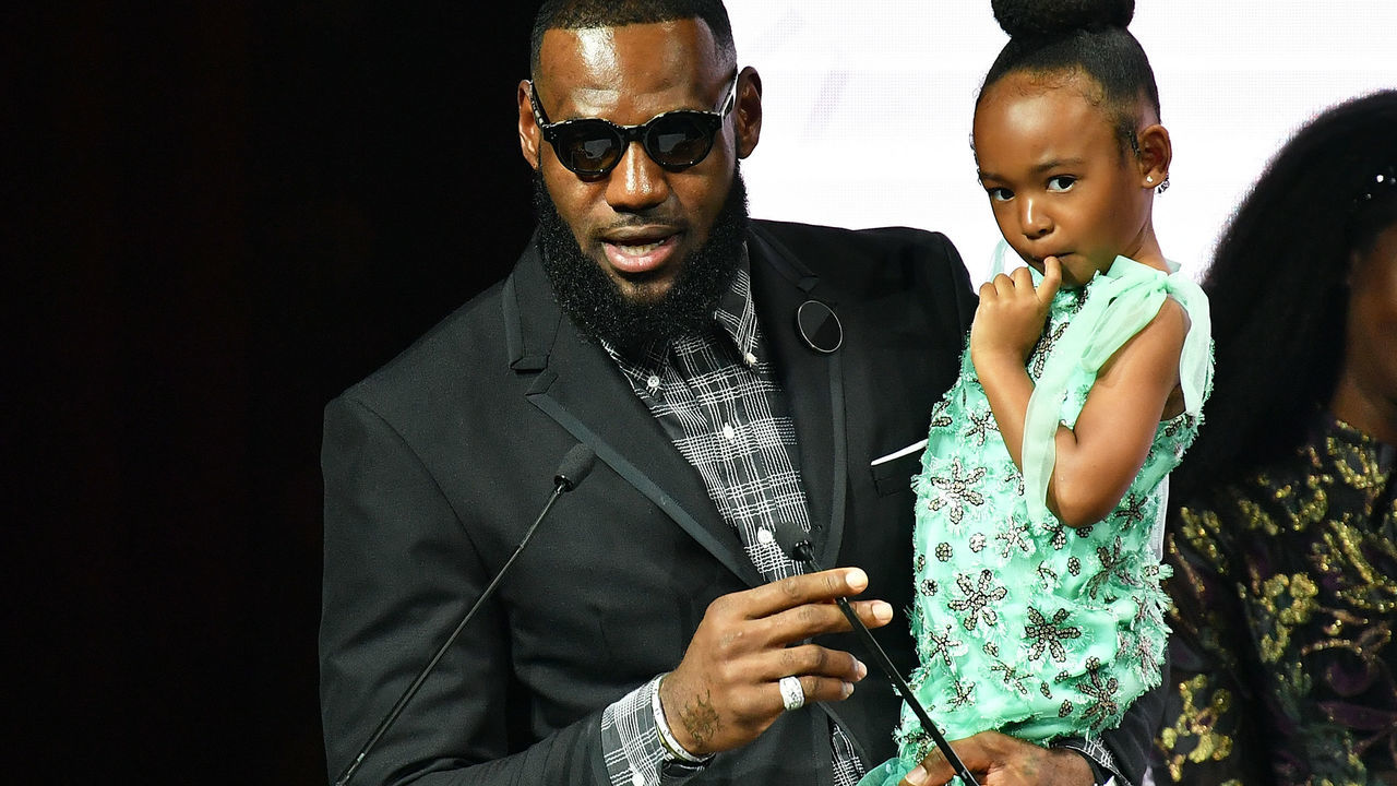 NEW YORK, NY - SEPTEMBER 04: Athlete LeBron James, recepient of Icon 360 Award and daughter Zhuri James attend Harlem's Fashion Row during New York Fahion Week at Capitale on September 4, 2018 in New York City.