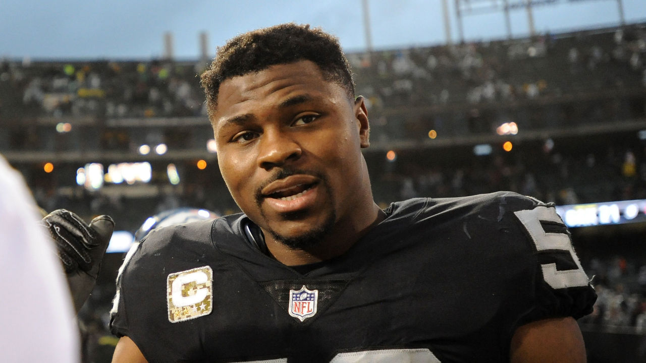 Khalil Mack's Bears jersey soars to No. 5 on best-seller list