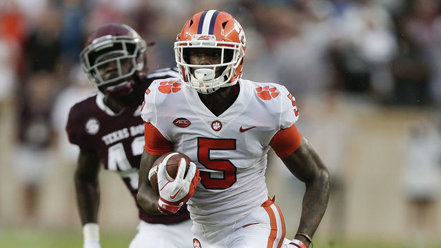 COLLEGE STATION, TX - SEPTEMBER 08: Tee Higgins #5 of the Clemson Tigers scores on a 64 yard reception in the second quarter against the Texas A&M Aggies at Kyle Field on September 8, 2018 in College Station, Texas.