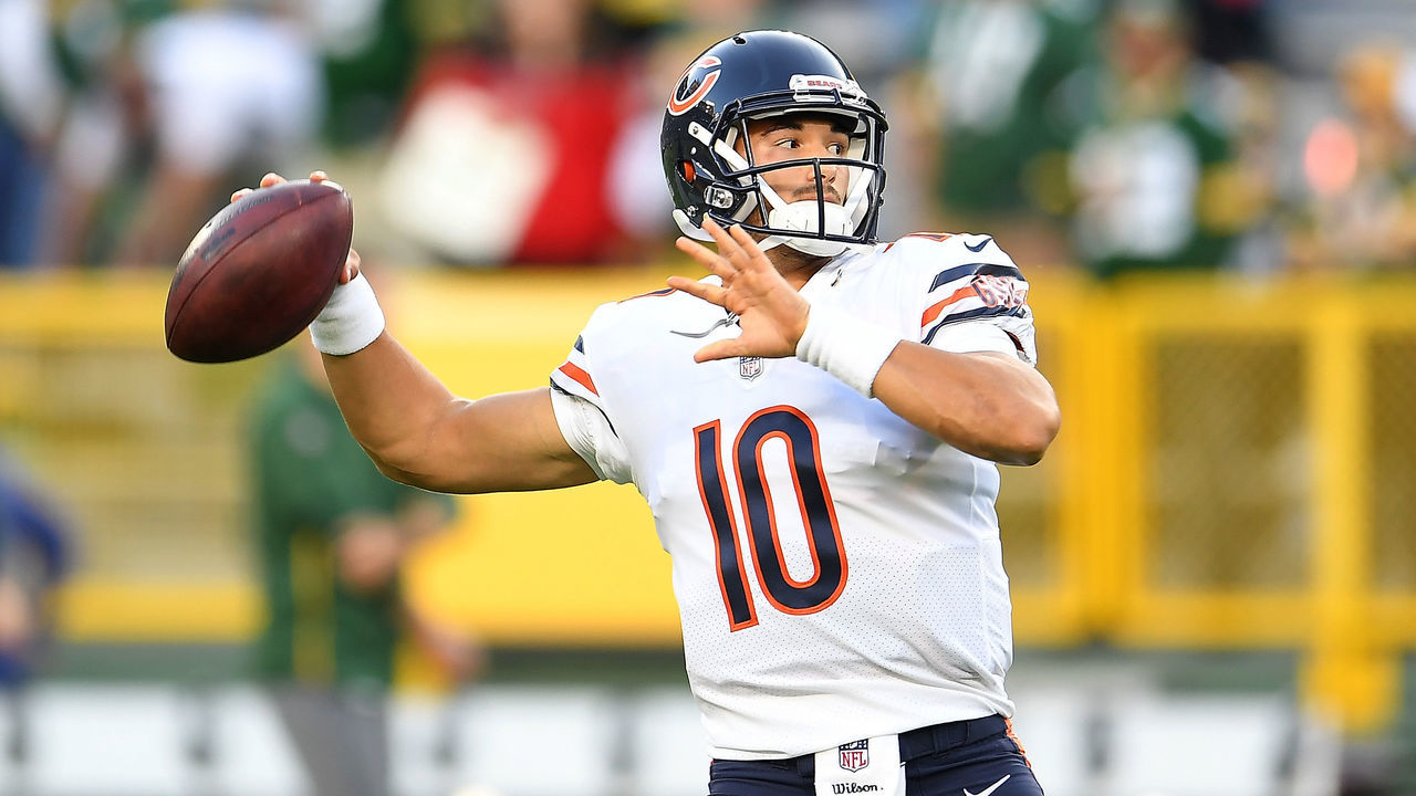 GREEN BAY, WI - SEPTEMBER 09: Mitchell Trubisky #10 of the Chicago Bears warms up before a game against the Green Bay Packers at Lambeau Field on September 9, 2018 in Green Bay, Wisconsin.
