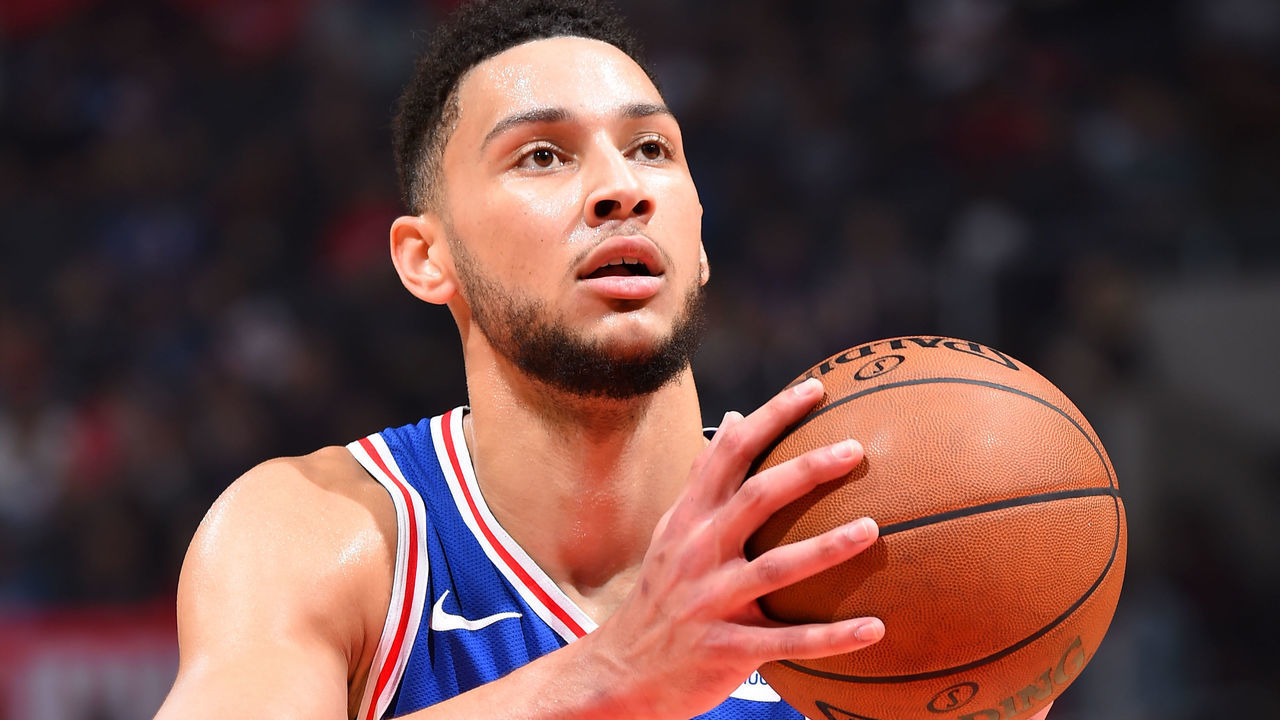 LOS ANGELES, CA - NOVEMBER 13: Ben Simmons #25 of the Philadelphia 76ers shoots a free throw during the game against the LA Clippers on November 13, 2017 at STAPLES Center in Los Angeles, California. NOTE TO USER: User expressly acknowledges and agrees that, by downloading and/or using this Photograph, user is consenting to the terms and conditions of the Getty Images License Agreement. Mandatory Copyright Notice: Copyright 2017 NBAE