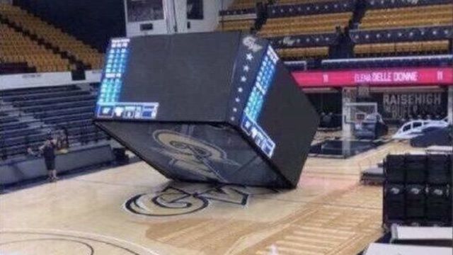 Jumbotron collapses onto George Washington basketball court