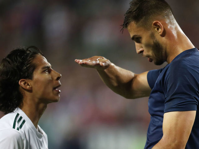 Adams Off The Mark As Usmnt Sinks 10 Man Mexico In Feisty Contest Thescore Com