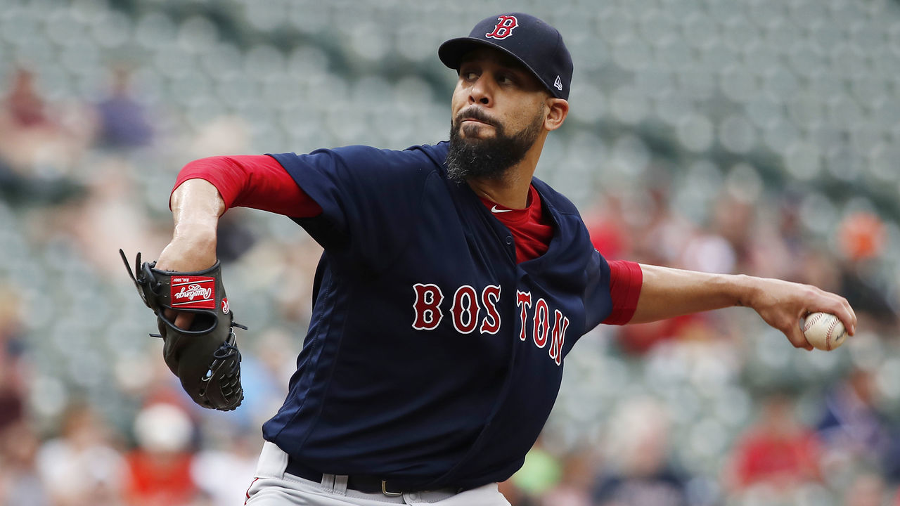 BALTIMORE, MD - AUGUST 11: Starting pitcher David Price #24 of the Boston Red Sox pitches in the second inning against the Baltimore Orioles during game one of a doubleheader at Oriole Park at Camden Yards on August 11, 2018 in Baltimore, Maryland.
