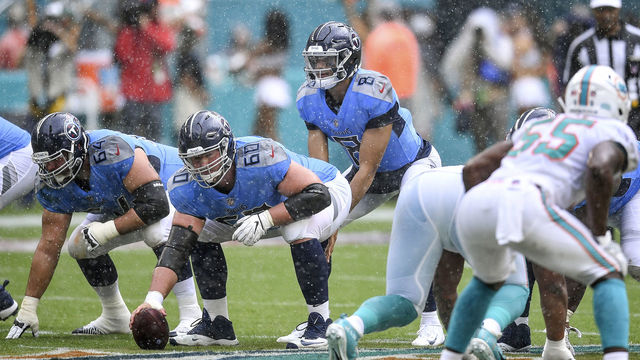 MIAMI, FL - SEPTEMBER 09: Marcus Mariota #8 of the Tennessee Titans under center during the first quarter against the Miami Dolphins at Hard Rock Stadium on September 9, 2018 in Miami, Florida.
