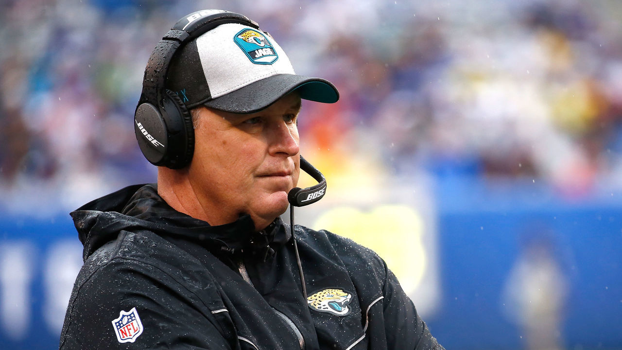 EAST RUTHERFORD, NJ - SEPTEMBER 09: Head coach Doug Marrone of the Jacksonville Jaguars looks on in the first half against the New York Giants at MetLife Stadium on September 9, 2018 in East Rutherford, New Jersey.
