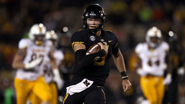 COLUMBIA, MO - SEPTEMBER 08: Quarterback Drew Lock #3 of the Missouri Tigers scrambles during the game against the Wyoming Cowboys at Faurot Field/Memorial Stadium on September 8, 2018 in Columbia, Missouri.
