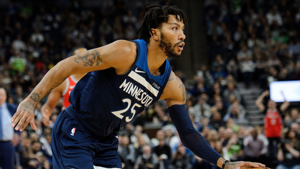 MINNEAPOLIS, MN - APRIL 21: Derrick Rose #25 of the Minnesota Timberwolves drives to the basket against the Houston Rockets in Game Three of Round One of the 2018 NBA Playoffs on April 21, 2018 at the Target Center in Minneapolis, Minnesota. The Timberwolves defeated 121-105.