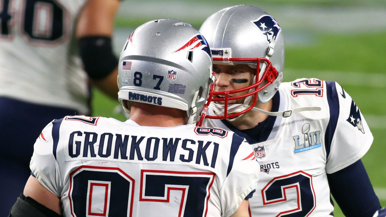 MINNEAPOLIS, MN - FEBRUARY 04: Rob Gronkowski #87 of the New England Patriots celebrates with Tom Brady #12 of the New England Patriots during the third quarter against the Philadelphia Eagles in Super Bowl LII at U.S. Bank Stadium on February 4, 2018 in Minneapolis, Minnesota.