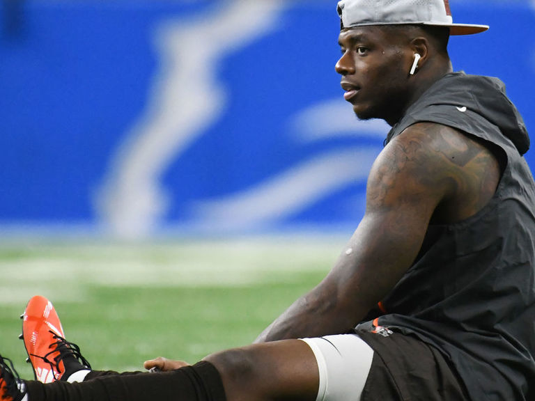 Titans elevate Josh Gordon from practice squad for game vs. Bills