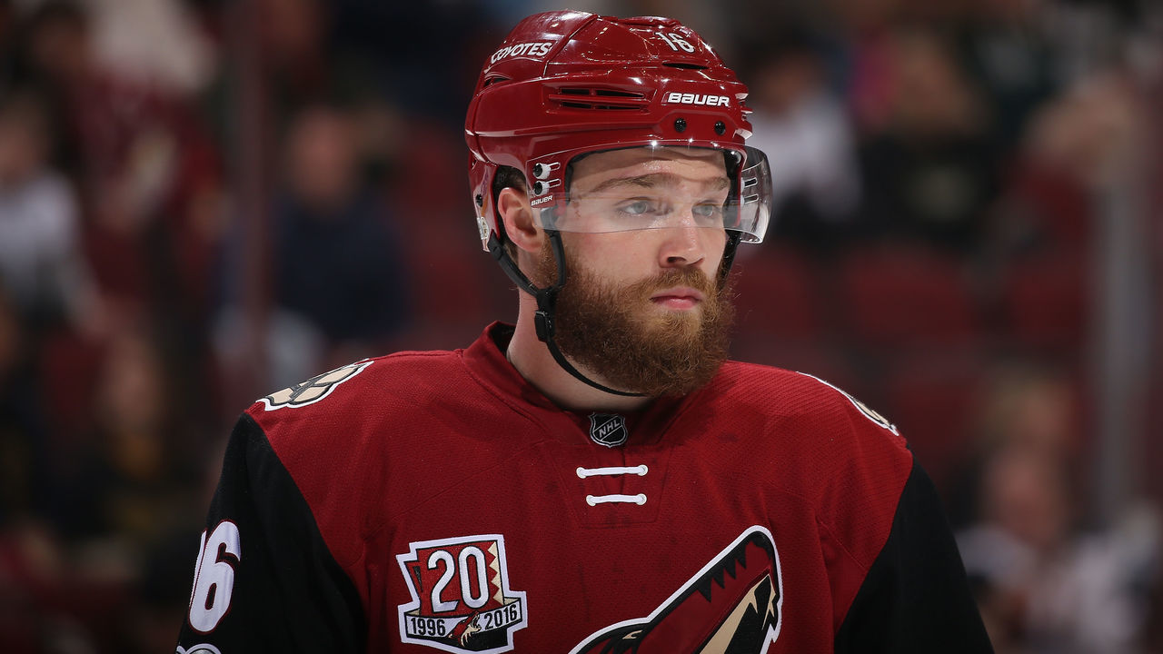 GLENDALE, AZ - MARCH 09: Max Domi #16 of the Arizona Coyotes awaits a face off during the first period of the NHL game against the Ottawa Senators at Gila River Arena on March 9, 2017 in Glendale, Arizona.