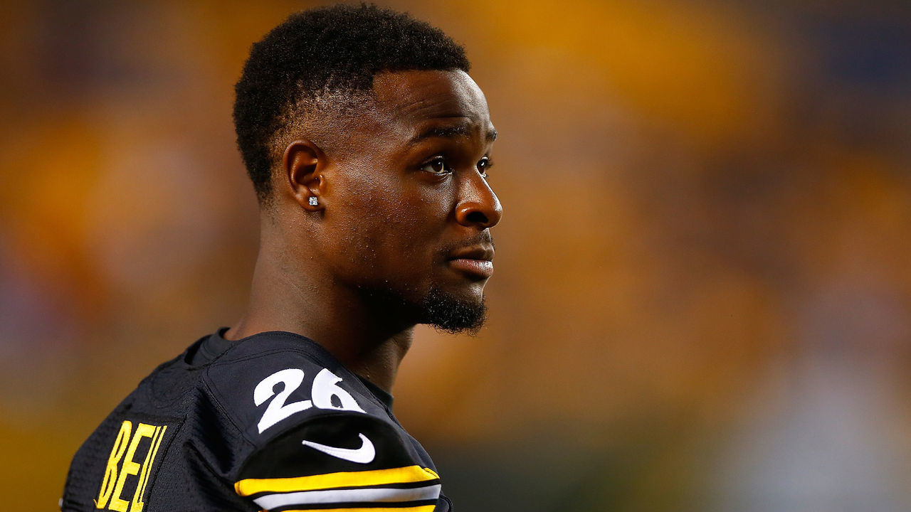 PITTSBURGH, PA - SEPTEMBER 03: Le'Veon Bell #26 of the Pittsburgh Steelers watches the game from the sideline in the first quarter against the Carolina Panthers during the preseason game at Heinz Field on September 3, 2015 in Pittsburgh, Pennsylvania.