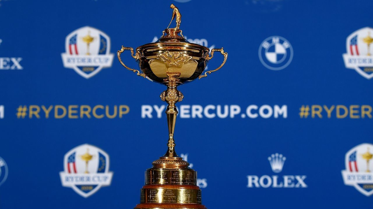 The Ryder Cup's trophy is presented during a press conference on october 17, 2017 in Paris. / AFP PHOTO / FRANCK FIFE