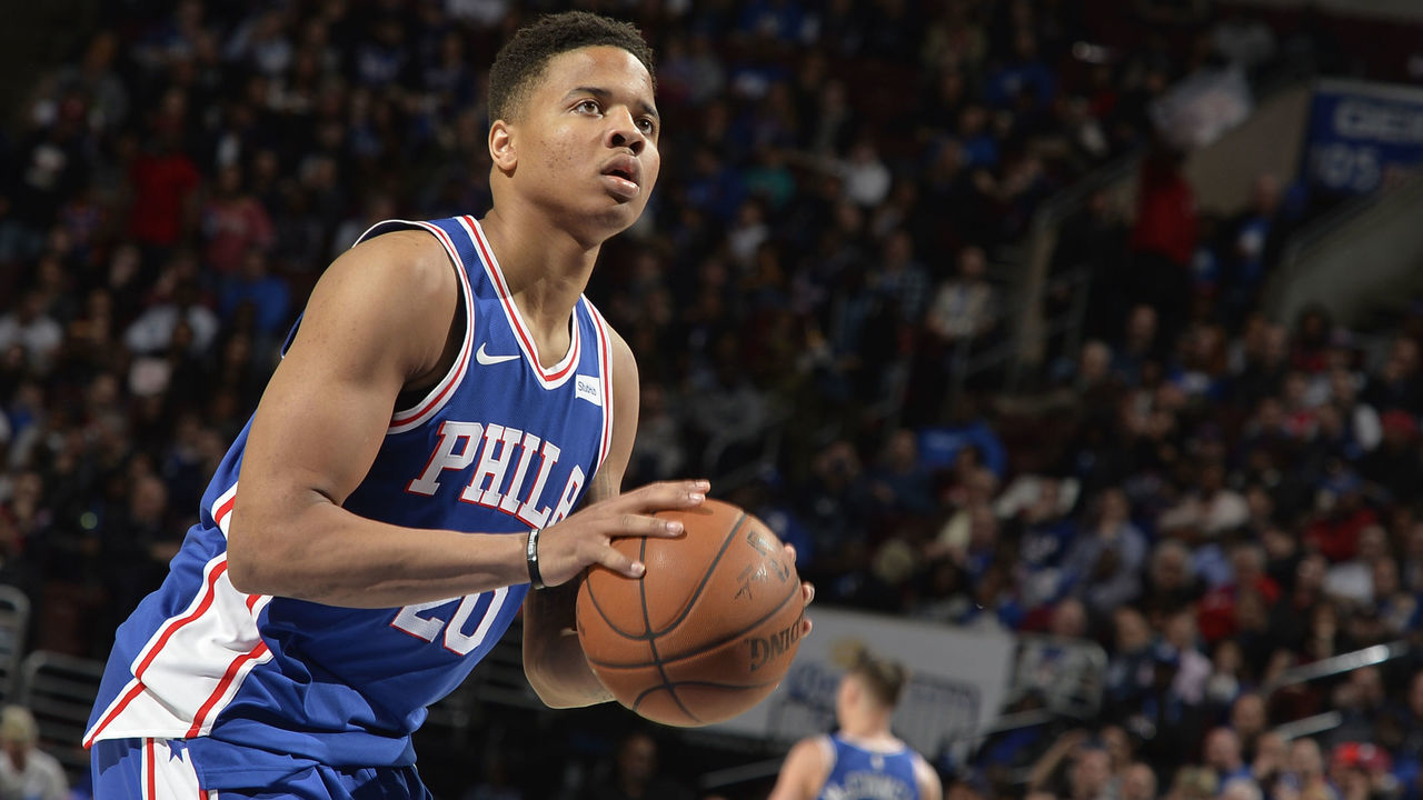 PHILADELPHIA, PA - MARCH 28: Markelle Fultz #20 of the Philadelphia 76ers shoots a free throw against the New York Knicks on March 28, 2018 at the Wells Fargo Center in Philadelphia, Pennsylvania. NOTE TO USER: User expressly acknowledges and agrees that, by downloading and/or using this photograph, user is consenting to the terms and conditions of the Getty Images License Agreement. Mandatory Copyright Notice: Copyright 2018 NBAE