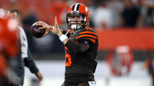CLEVELAND, OH - SEPTEMBER 20: Cleveland Browns quarterback Baker Mayfield (6) warms up prior to the National Football League game between the New York Jets and Cleveland Browns on September 20, 2018, at FirstEnergy Stadium in Cleveland, OH.