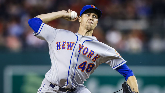 WASHINGTON, DC - SEPTEMBER 21: Jacob deGrom #48 of the New York Mets pitches against the Washington Nationals during the first inning at Nationals Park on September 21, 2018 in Washington, DC.