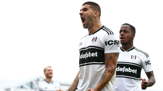 LONDON, ENGLAND - SEPTEMBER 22: Aleksandar Mitrovic of Fulham celebrates after scoring his sides first goal during the Premier League match between Fulham FC and Watford FC at Craven Cottage on September 22, 2018 in London, United Kingdom.